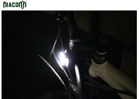 安全再充電可能な導かれたバイク ライト尾ライトおよび前部ライトと置くため