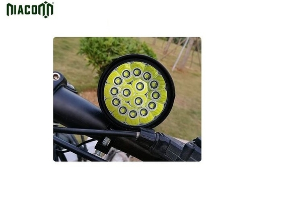 高い内腔明るい前部周期ライト、クリー族のXml LEDの自転車の前部ライトUsb