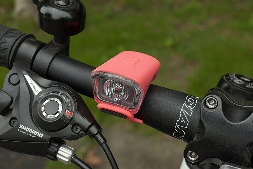 24mm LEDの自転車ライトUSBの再充電可能な周期への白い18 1ワット